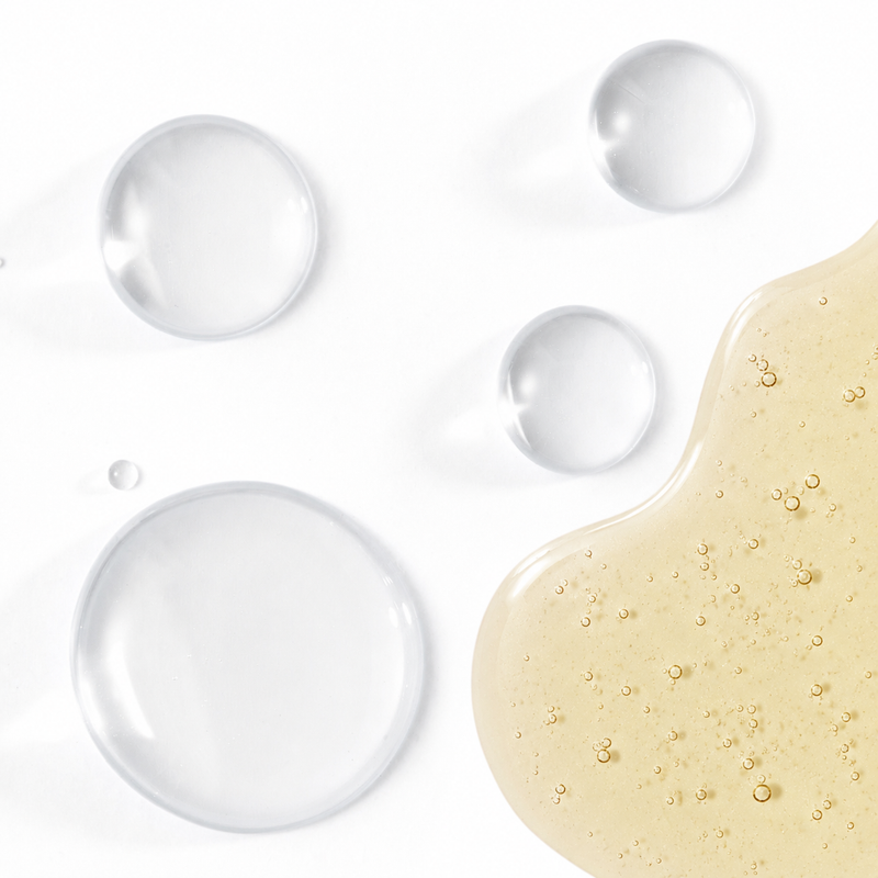 Hyaluronic Acid Serum and Vitamin C serum droplets