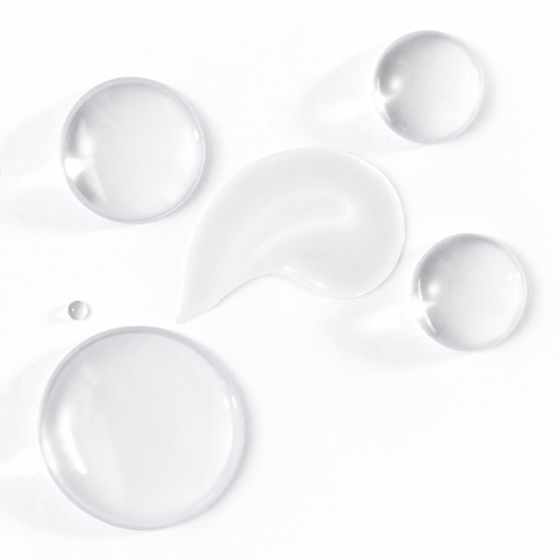 Hyaluronic Acid & Niacinamide serum droplets