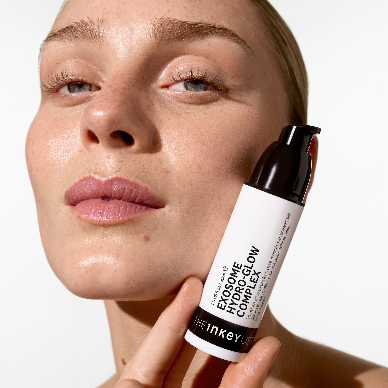 Model with Exosome Hydro-glow serum